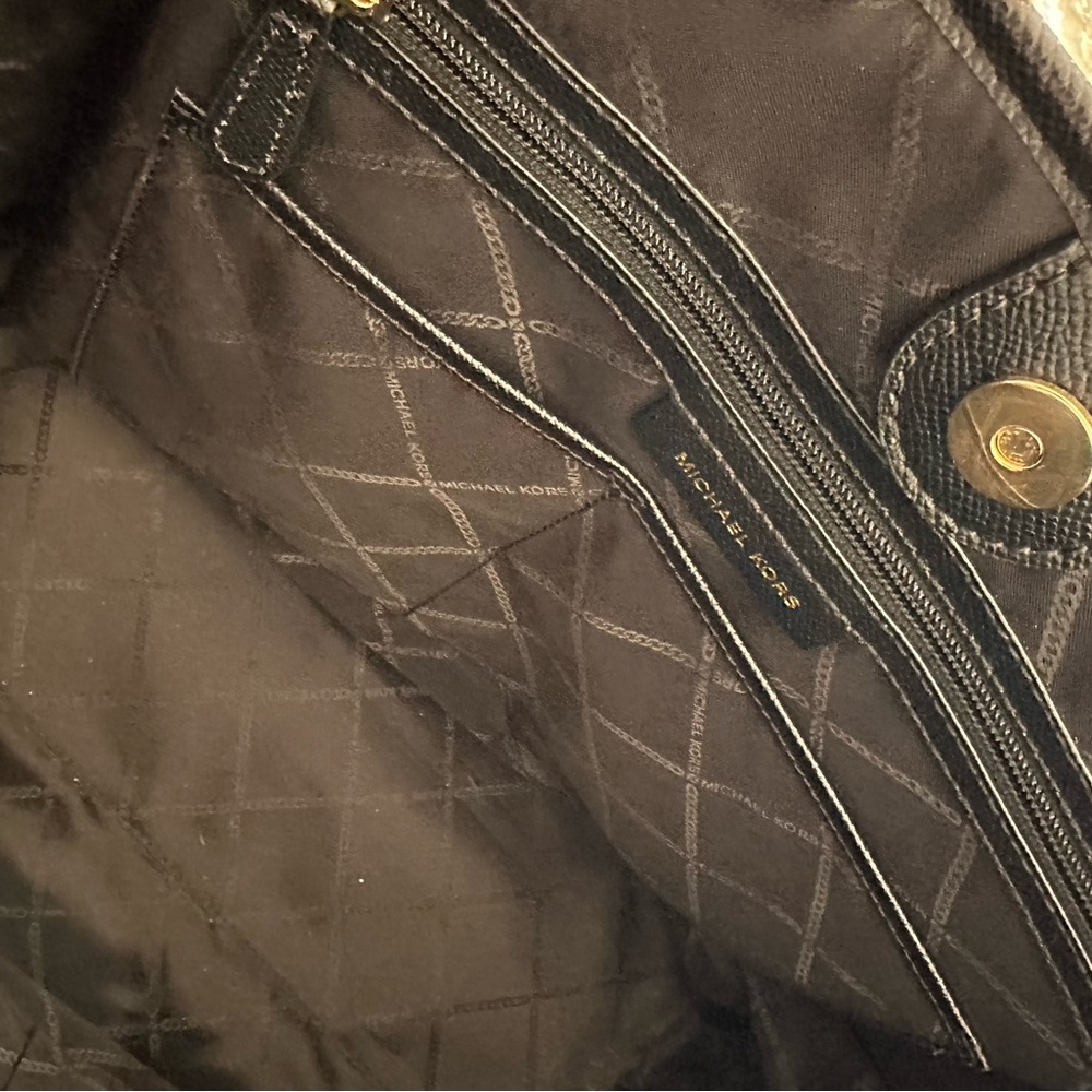 Michael Kors Jet Set Travel Large Saffiano Leather